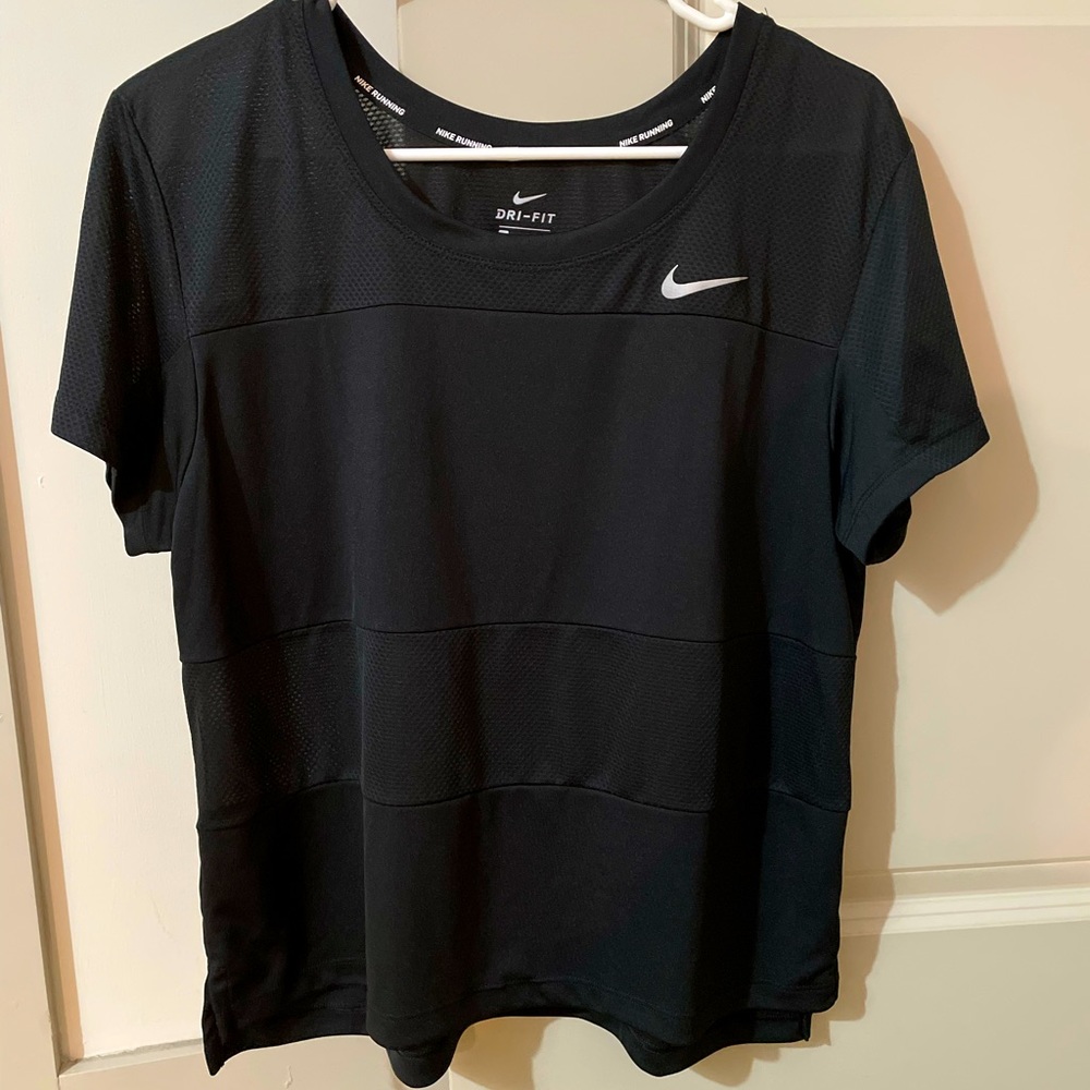 Nike running tee